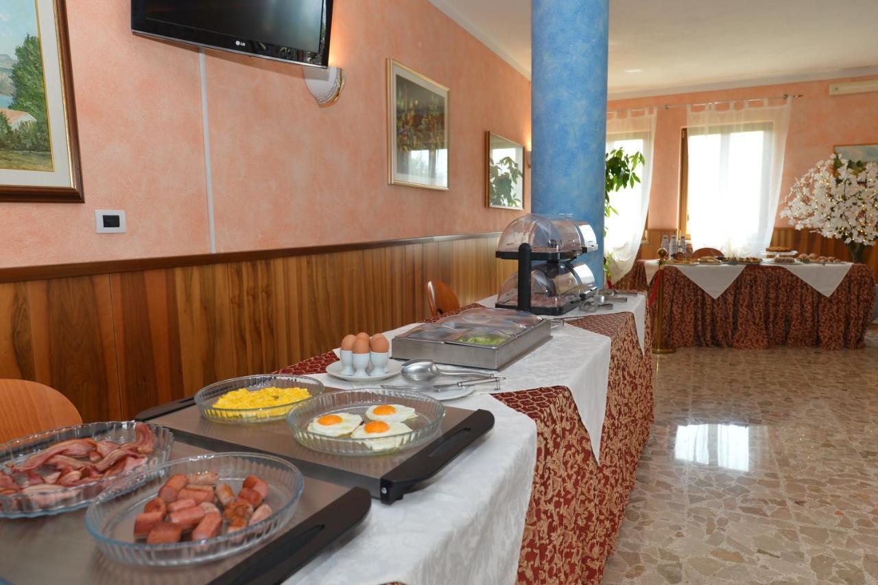 Albergo Panoramica Bardolino Exteriör bild